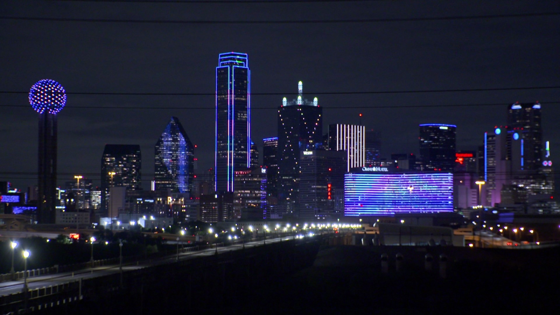 Dallas skyline goes blue in show of support for Israel