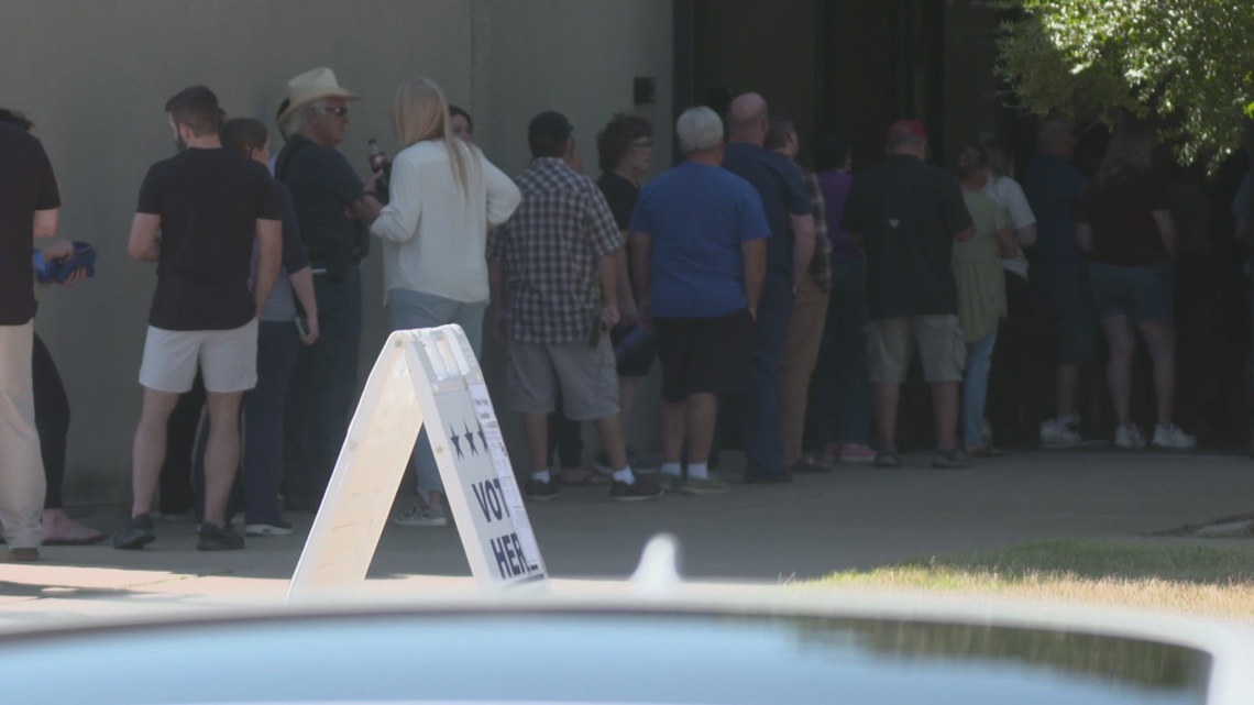 Dallas County extends early voting hours following first-day fiasco ...
