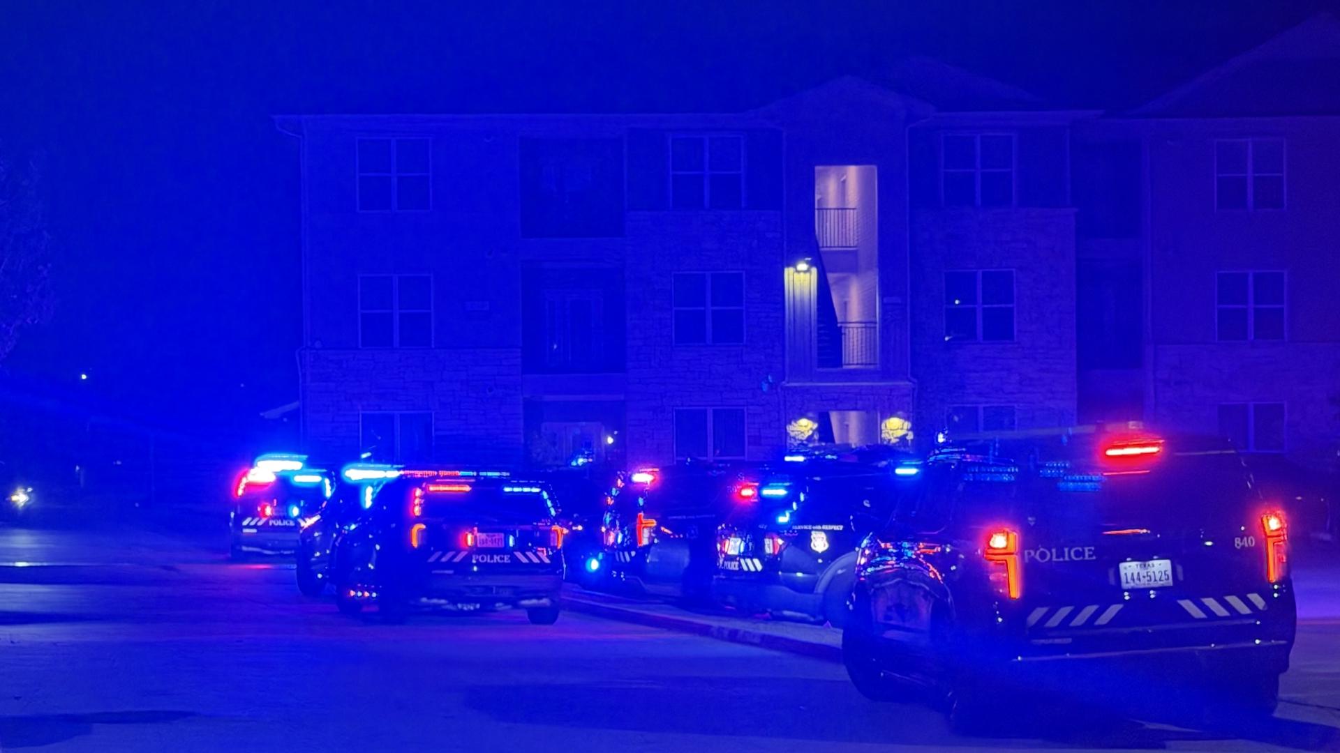 Young girl dies after accidentally shooting herself with gun, Fort Worth police say