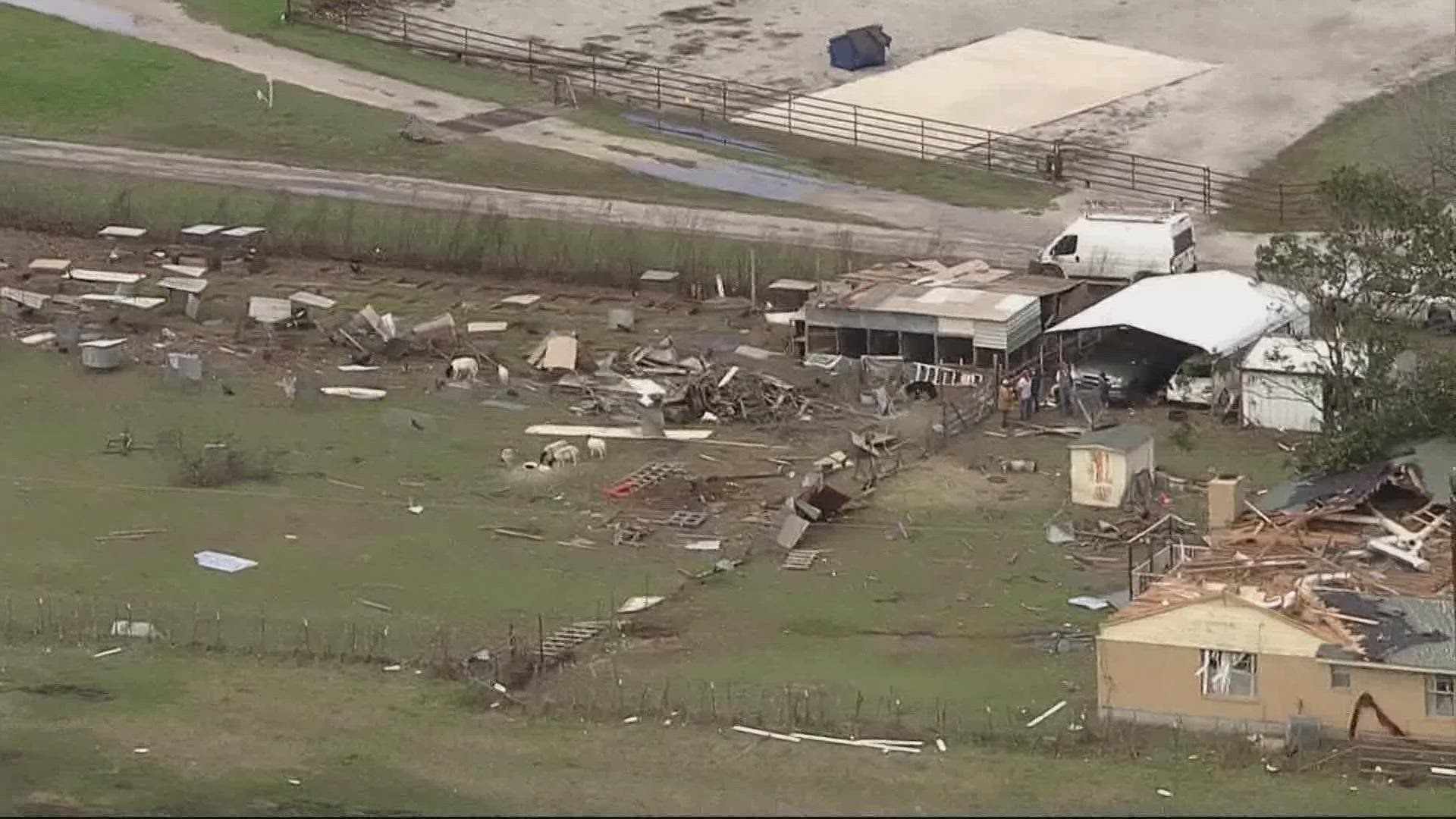 Tornado causes extensive damage to homes near Decatur