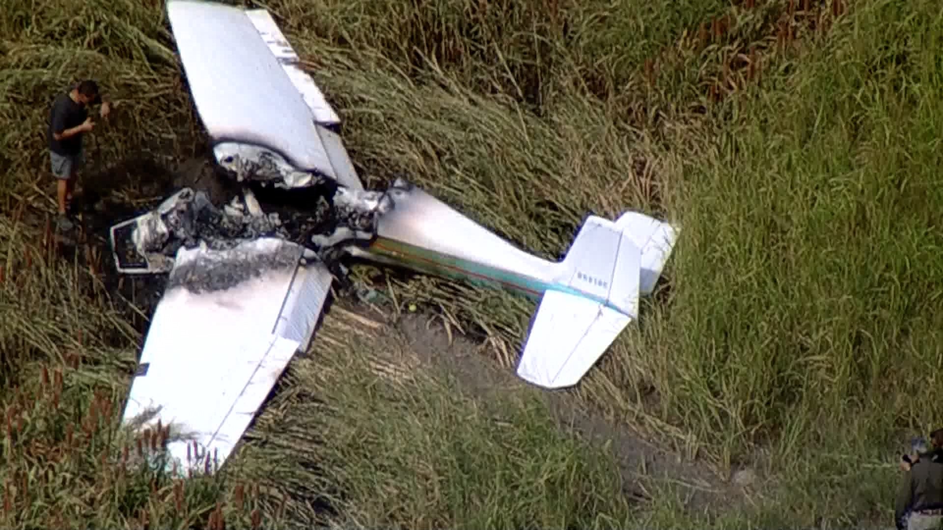 The pilot crashed at the Caddo Mills Airport off FM 1565.