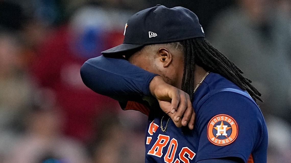 Aroldis Chapman: Jose Altuve jersey grab 'suspicious' after ALCS homer