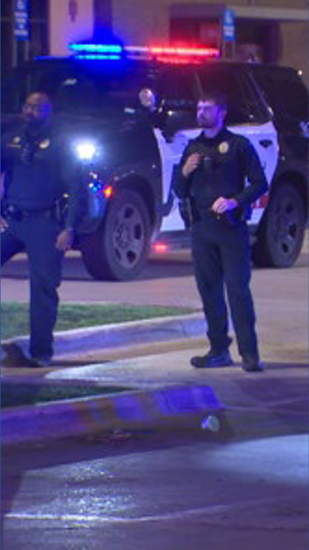 Convicted felon posing as officer killed by Dallas SWAT after standoff ...
