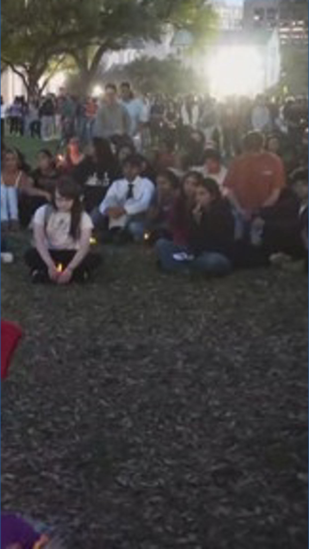 Candlelight vigil held at UT-Austin for victims of 6th Street shooting ...