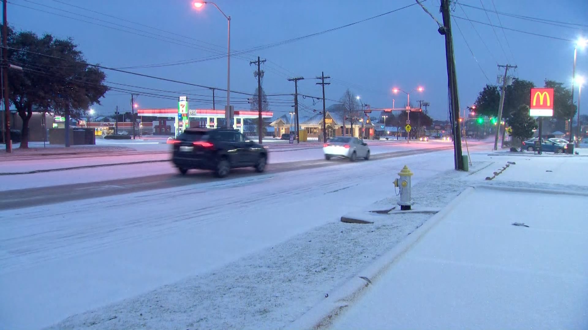 Snow comes down in Plano (January 2024) | wfaa.com