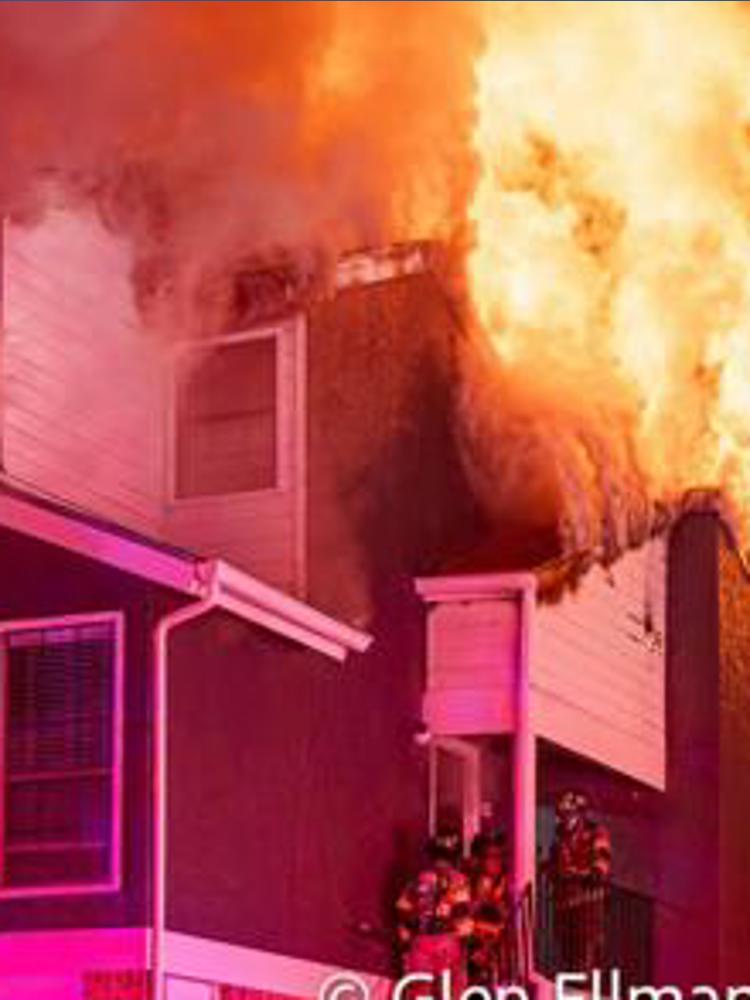 Several displaced after early morning apartment fire in Fort Worth ...