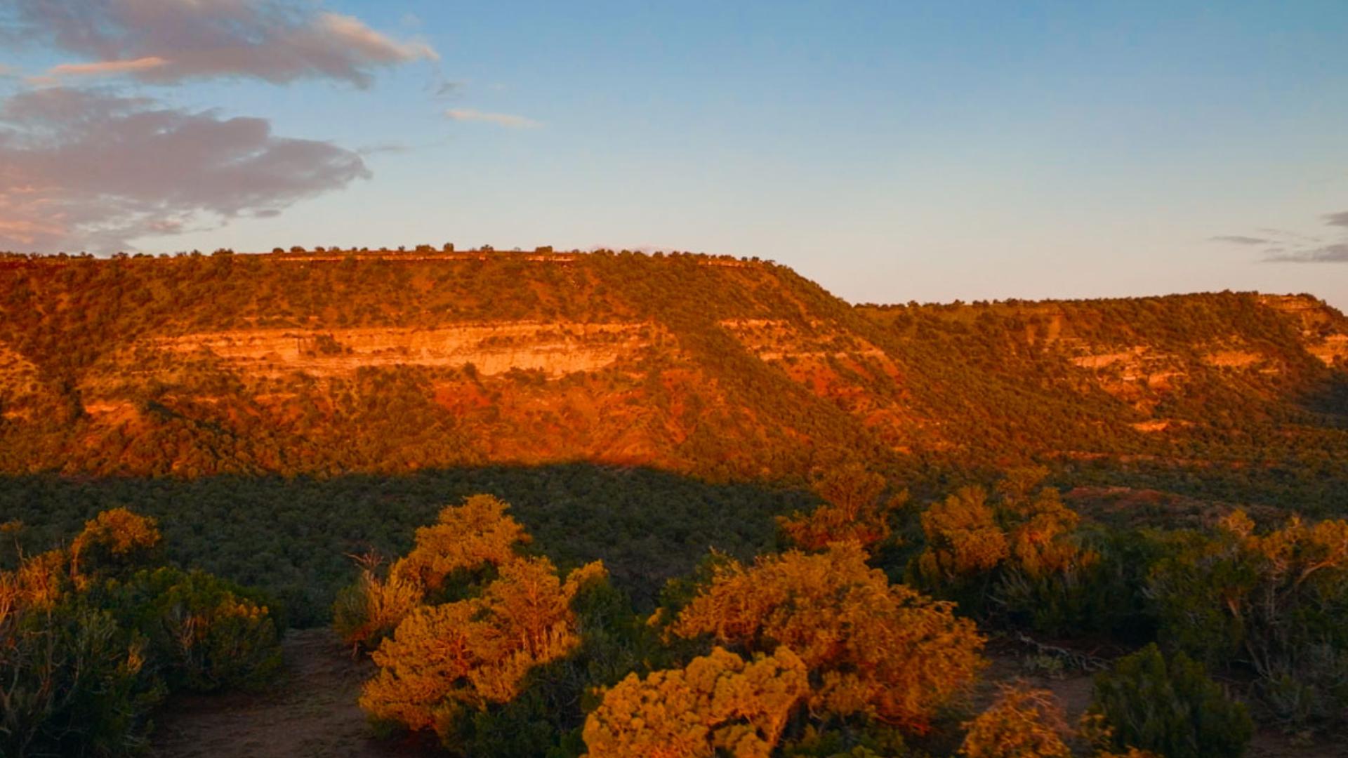 Late Texas CEO D.R. Horton's family sells massive New Mexico ranch ...