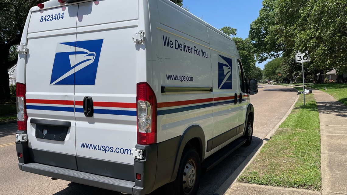 Lawmakers ask for USPS oversight hearing on heatrelated illness