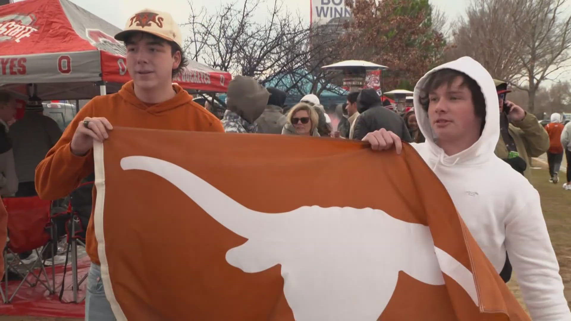 The Texas Longhorns take on the Ohio State Buckeyes for a chance to compete in the College Football National Championship