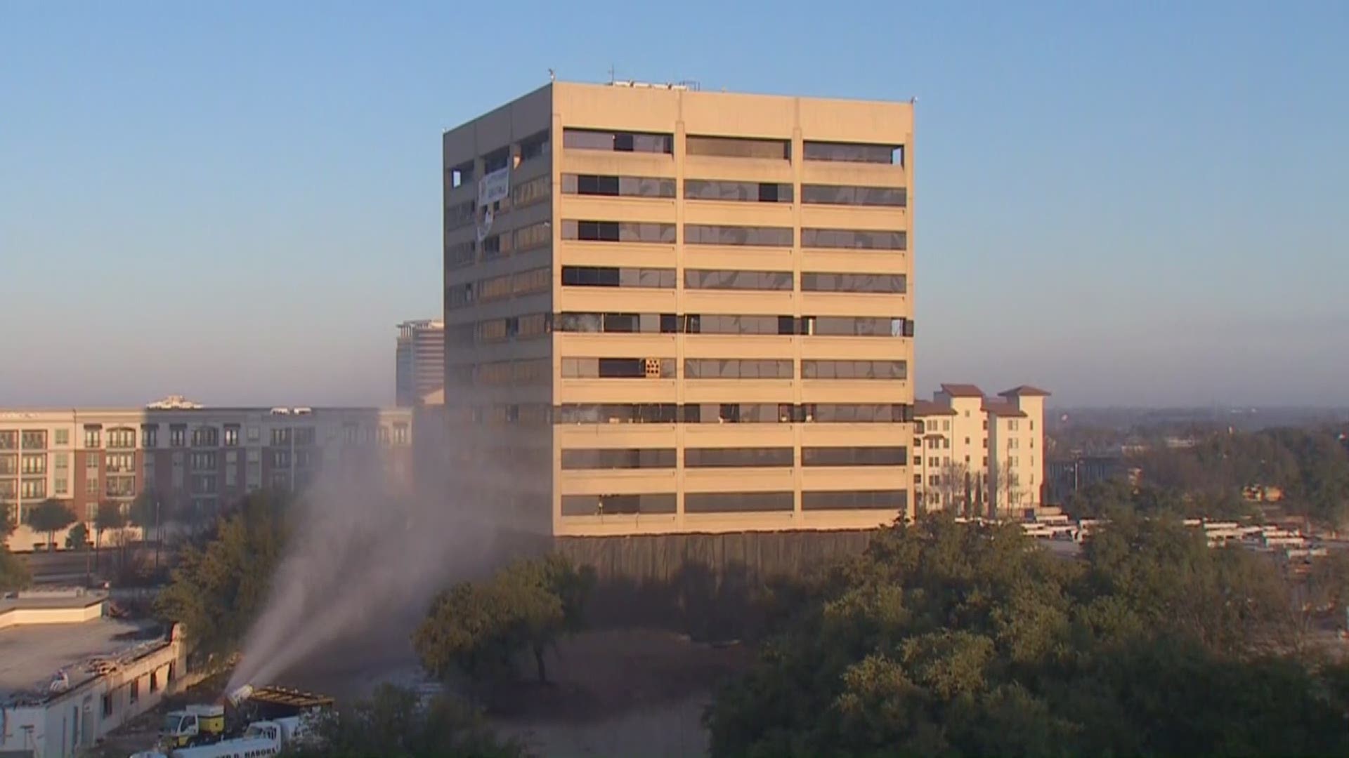 Crews needed to go to plan B on Sunday morning after an implosion did not completely bring down an 11-story building in Dallas.