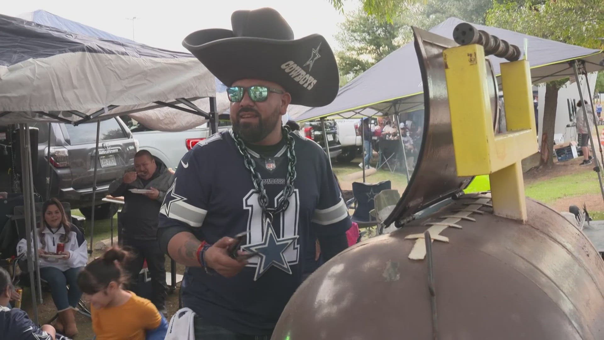 Cowboys fans ditched conventional Thanksgiving feasts for Cowboys tailgating on Thursday.