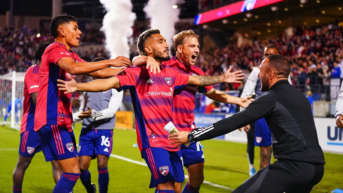 Keeping Score: FC Dallas lights up the sky and the net on 80s night vs. LA Galaxy
