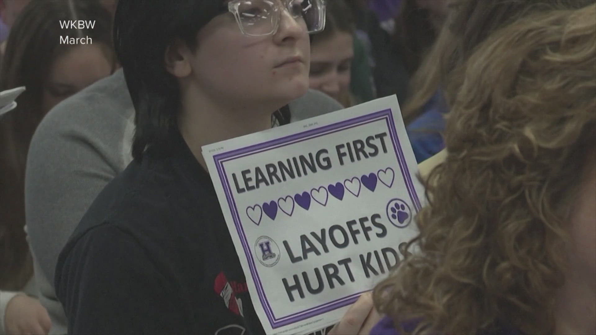 Texas school districts prepare for layoffs