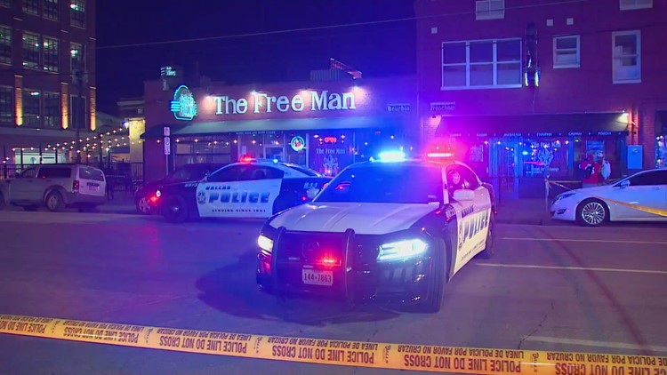 2 men arrested in shooting outside Deep Ellum bar that injured employee, police say