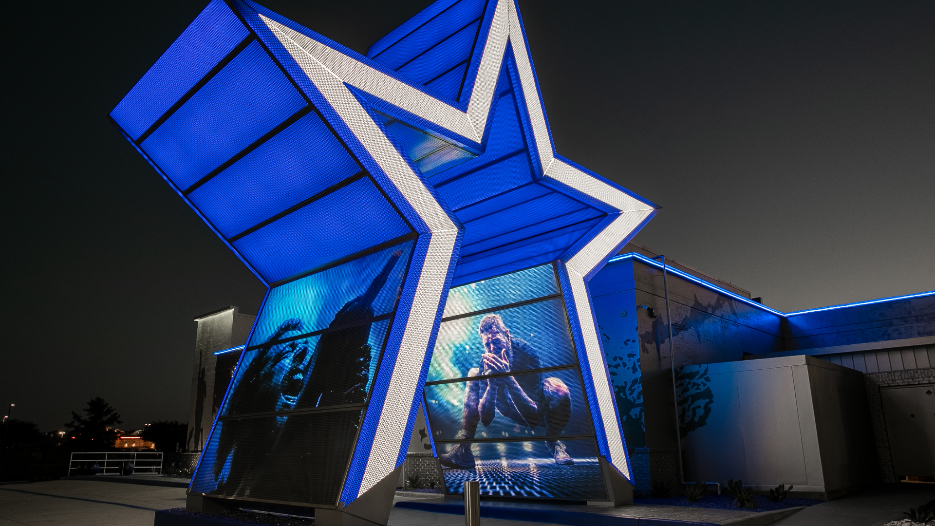 Postcode 2066 Post Malone, Cowboys opening themed Raising Cane's restaurant | wfaa.com