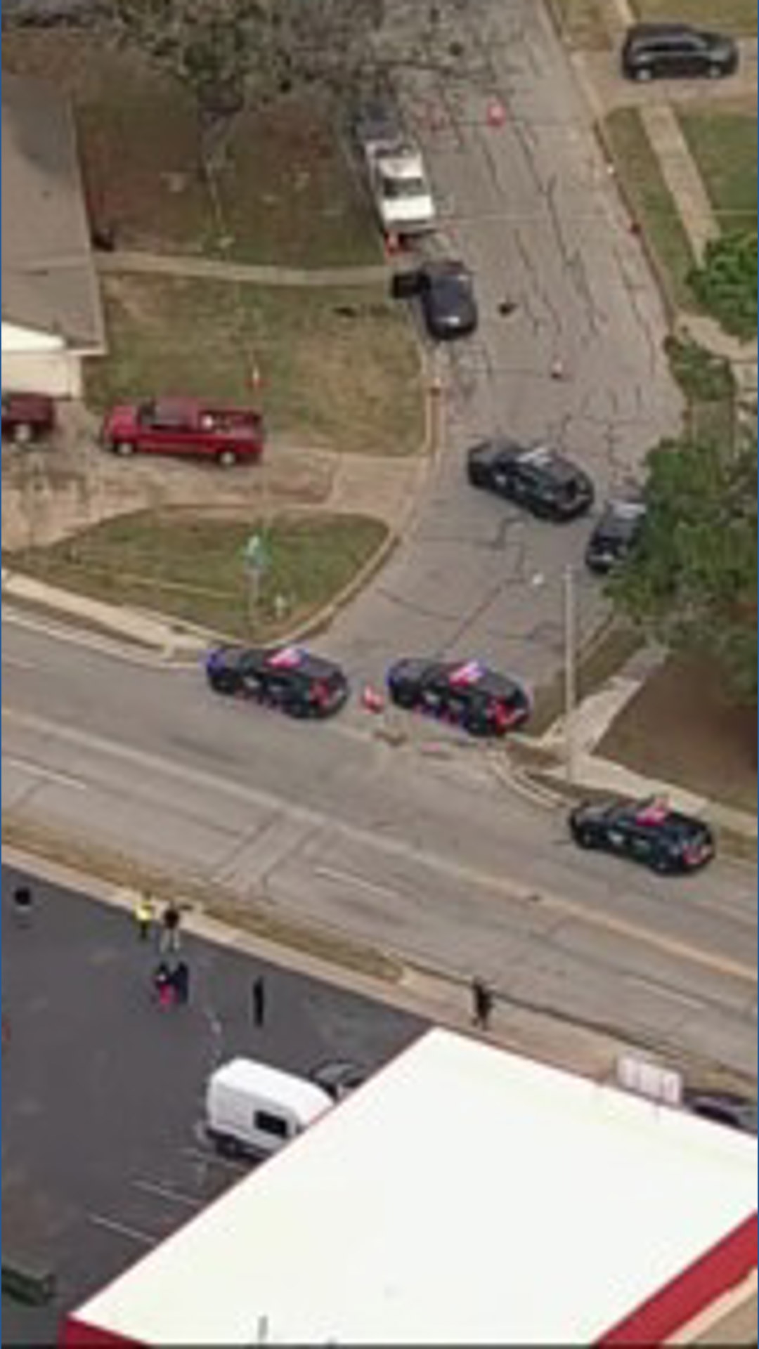 Large police presence spotted at separate scenes in Fort Worth | wfaa.com