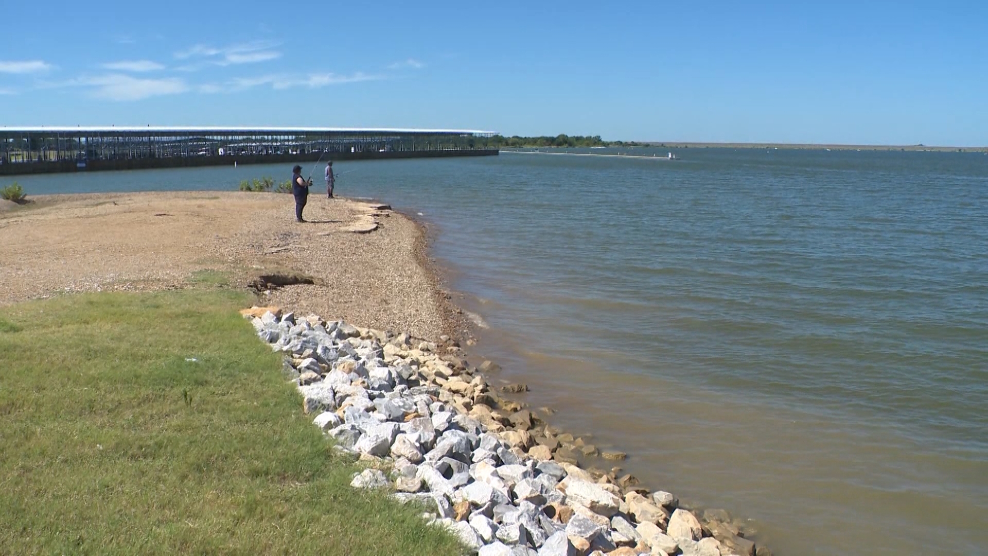 Body recovered from Lake Lewisville, officials say