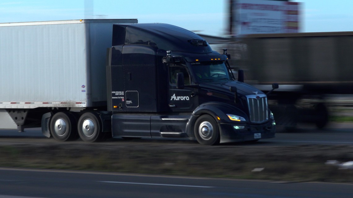 Aurora's self-driving semis aim to be on Texas highways by 2024