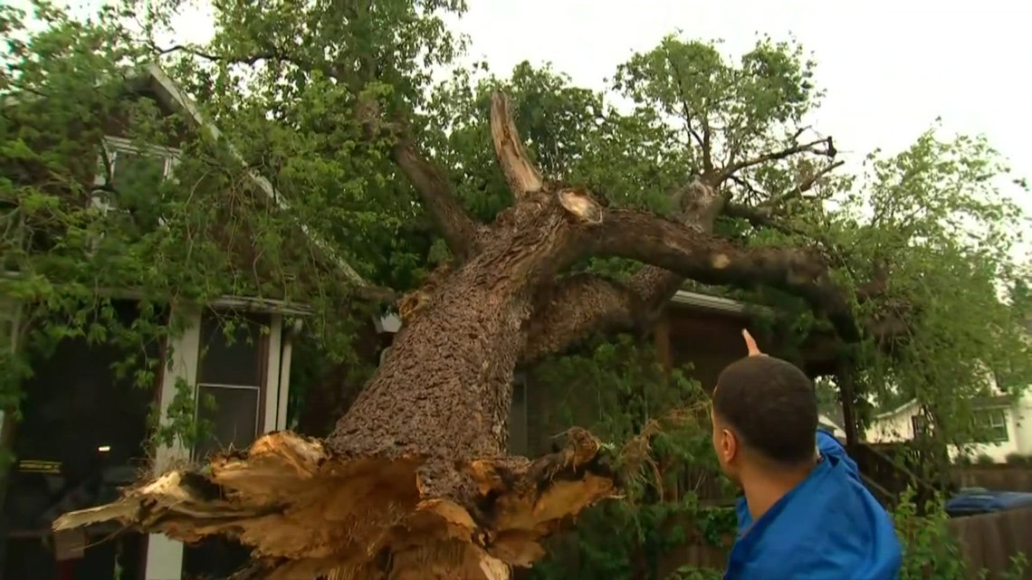 Powerful winds and storms cause damage in parts of the US | wfaa.com