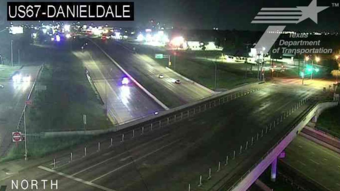 Deputies investigate crash involving a pedestrian on southbound US 67 in southern Dallas County, officials say