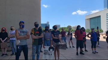 Live updates: Protesters gather in Dallas, Fort Worth on 7th day of