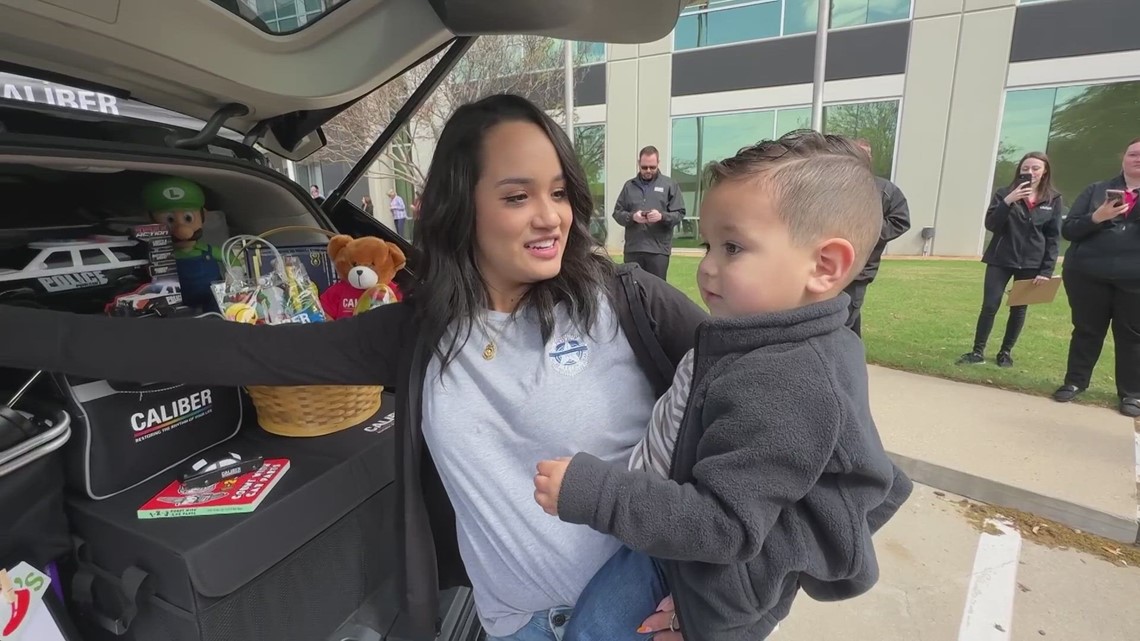 Businesses donate SUV to fiancée of fallen Dallas police officer | wfaa.com