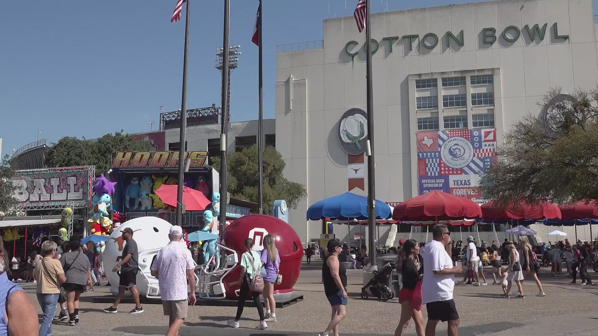 The Texas-OU game will be at the Cotton Bowl Saturday.