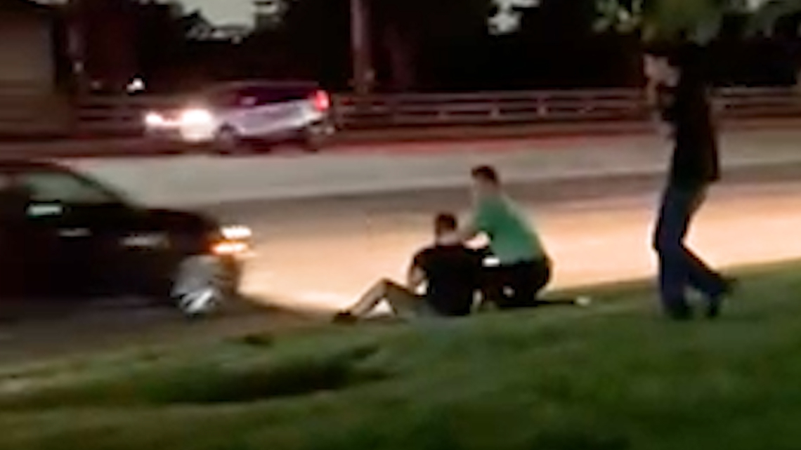 Good Samaritans restrain drunk driver until cops arrive in DFW - Vimarsana News