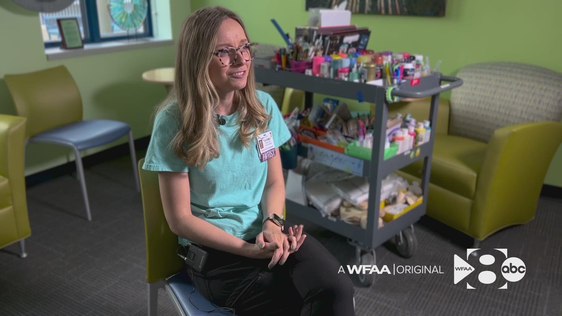 Artist Sydney Peel is a former patient herself and is using her own brand of magic to help pediatric patients.