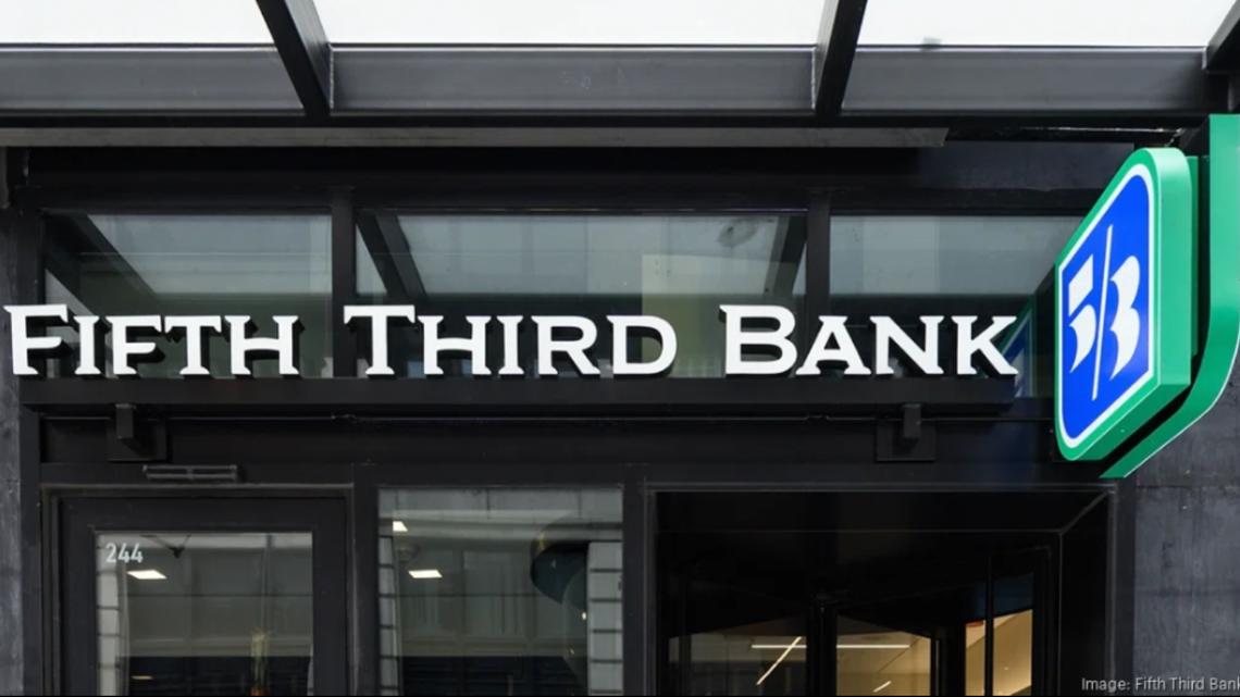 Fifth Third Bank to lay off more than 100 employees at Frisco office after $10.9B merger