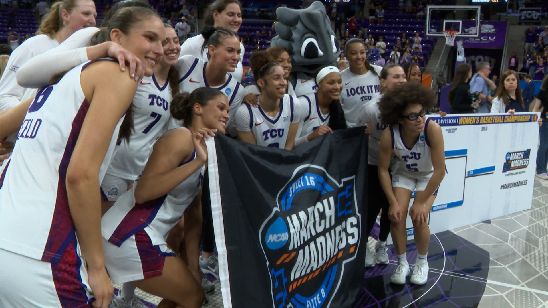 TCU climbs into top 10 in AP Top 25 | wfaa.com