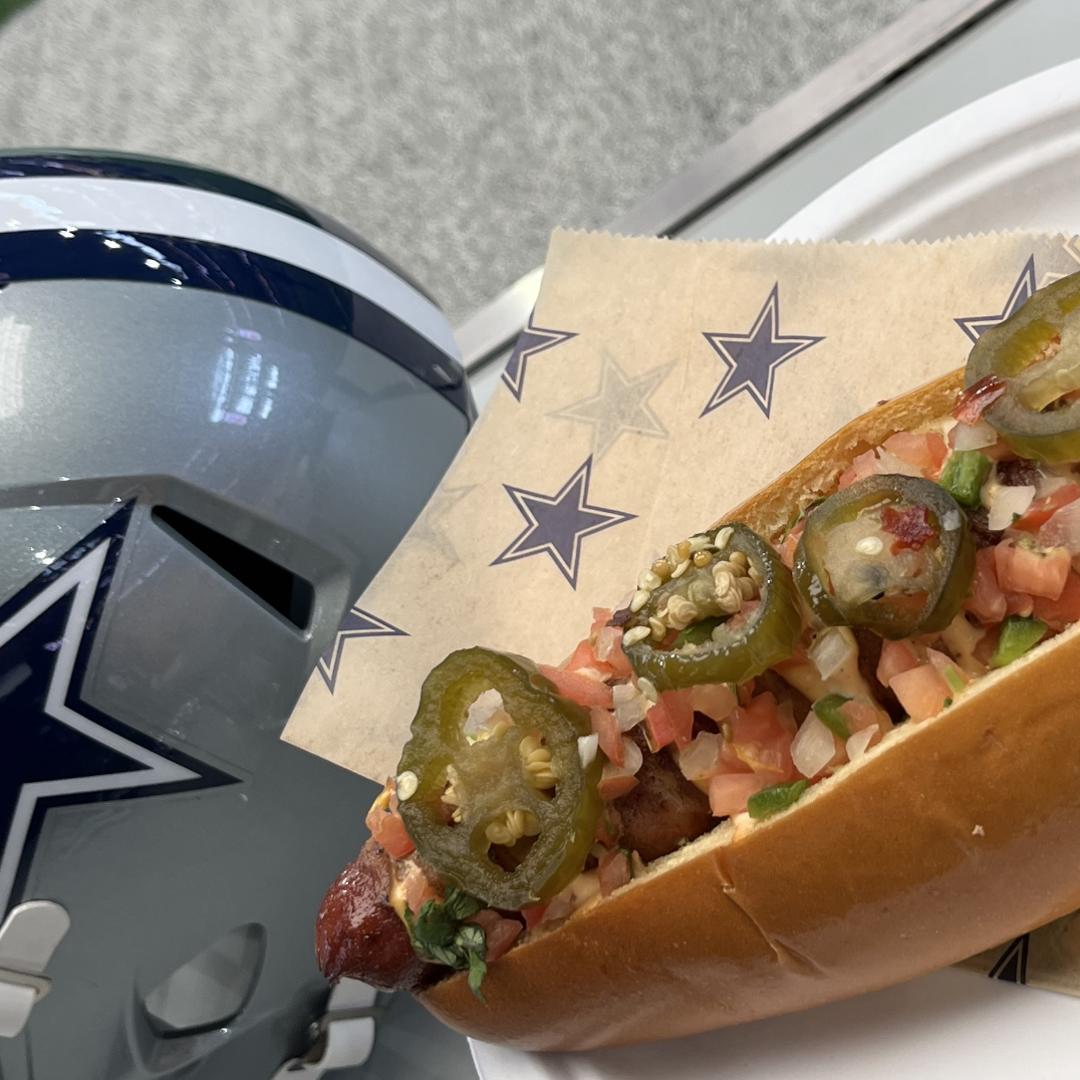 Dallas Cowboys show off new food menu at AT&T Stadium | wfaa.com