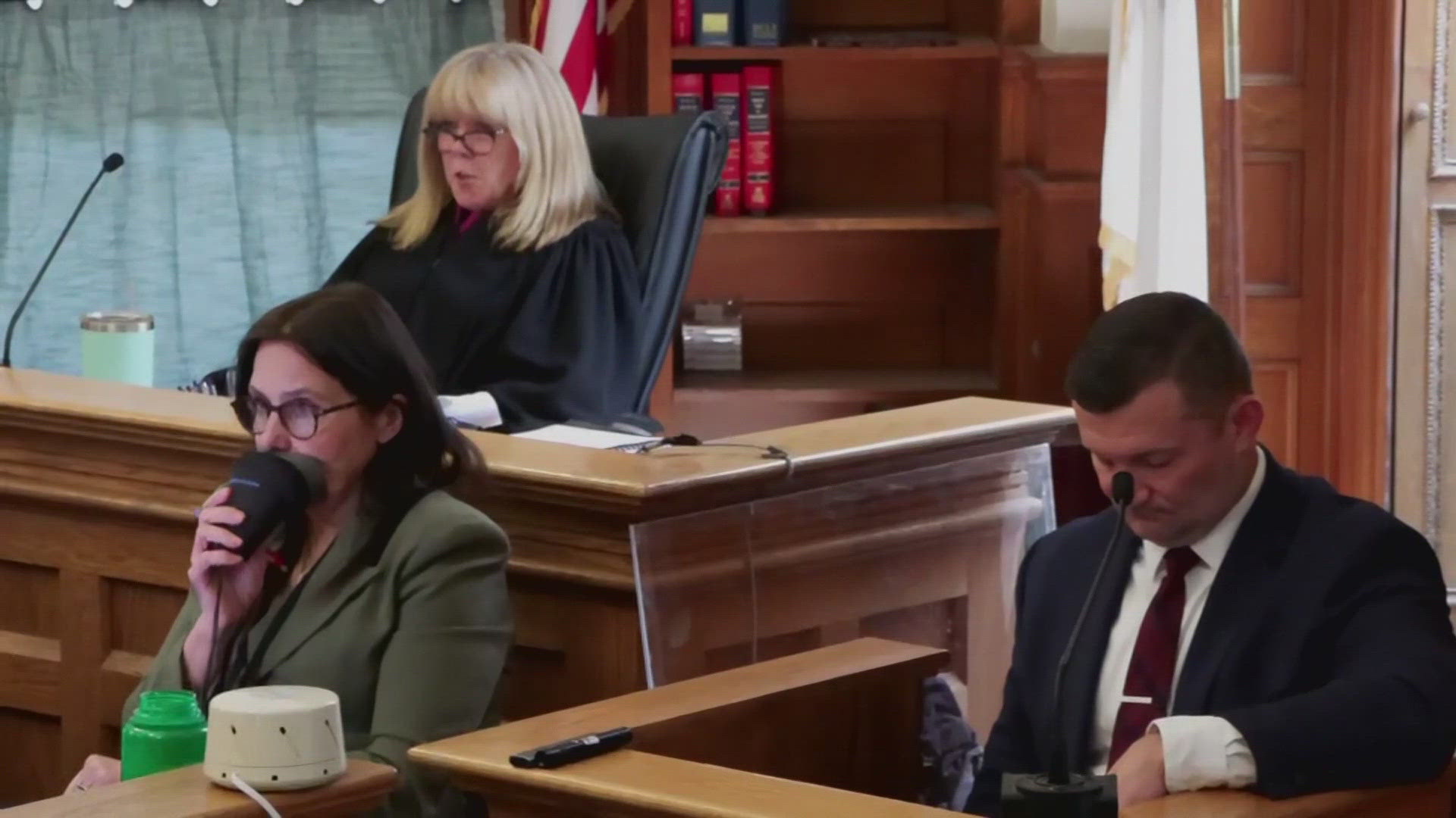 A state trooper returned to the witness stand today after reading dozens of text messages between a man named Brian Higgins and Read.