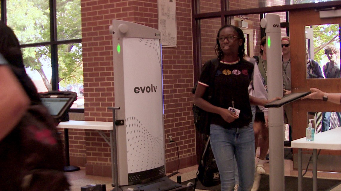 Mansfield ISD using AI intelligence to detect weapons on campuses - Vimarsana News