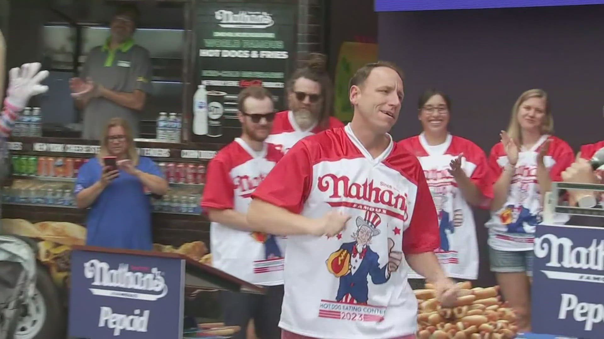 Fourth of July: Free hot dogs in North Texas + annual hot dog eating  competition