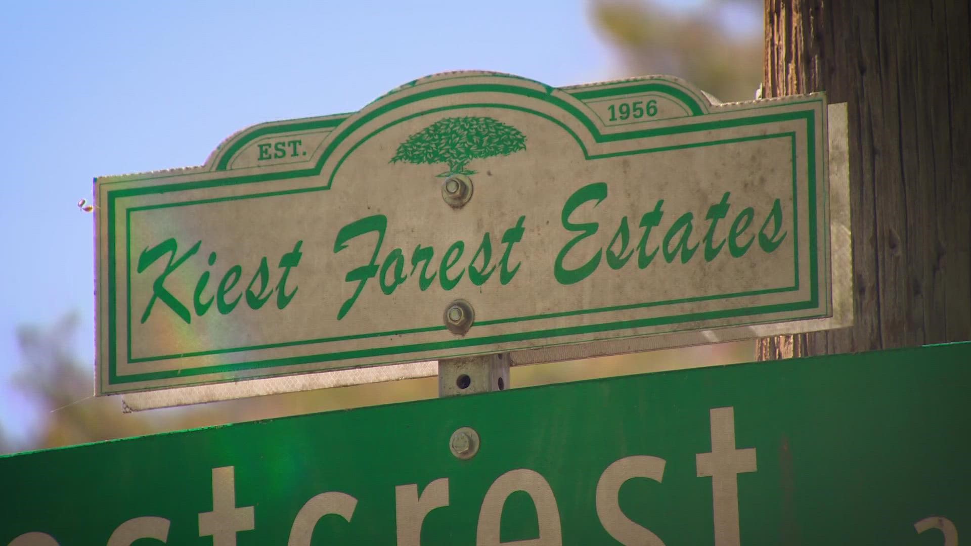 Residents in Kiest Forest Estates say a developer is placing "For Rent" signs around a subdivision where they were told homes would be for sale.