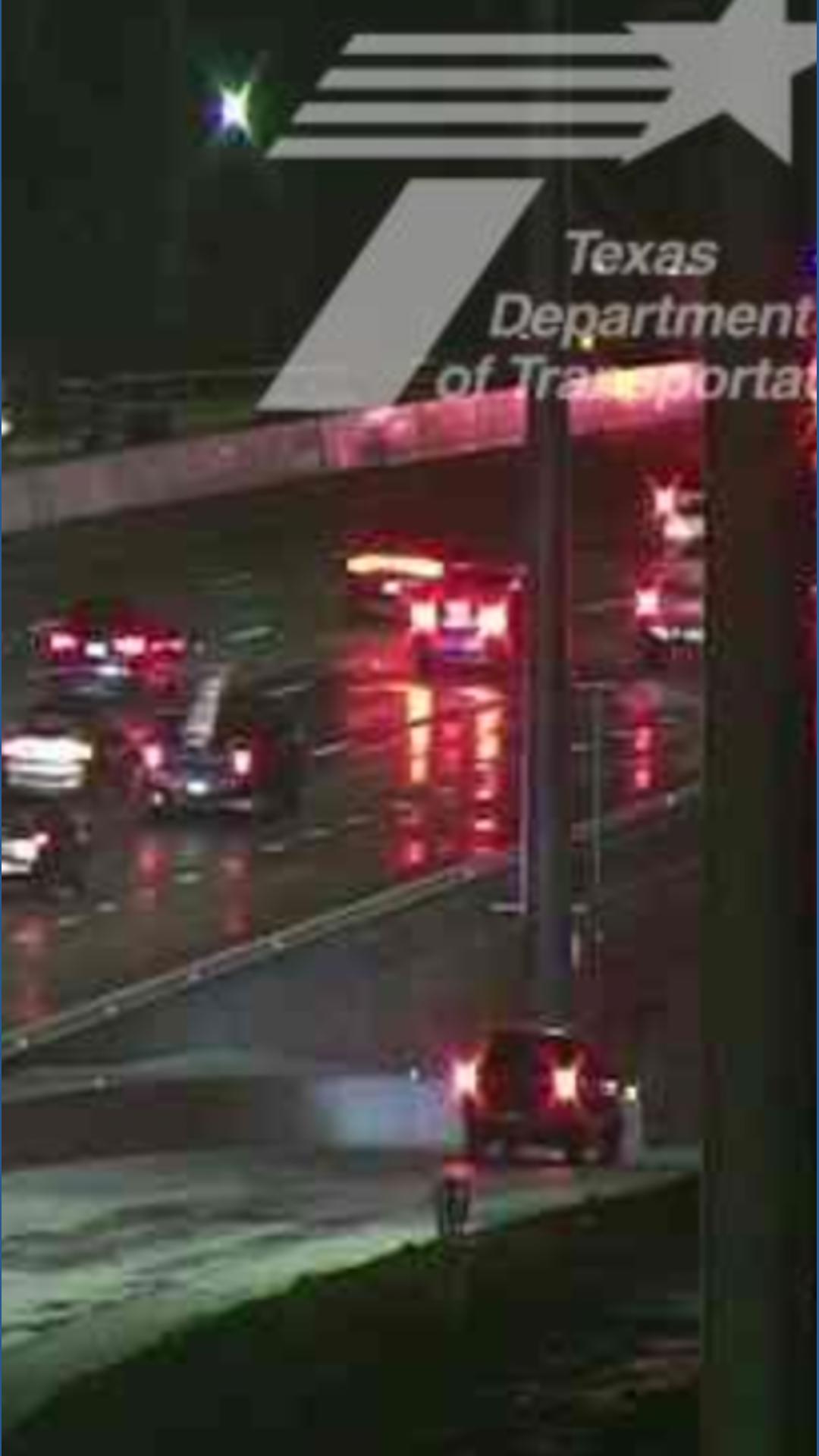 Crash shuts down several southbound lanes of I-635 in Dallas, officials ...