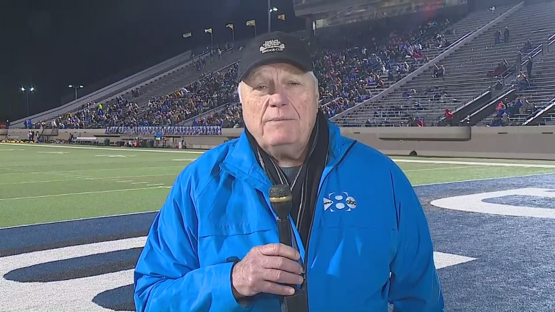 #GAMEOFTHEWEEK: It's Friday night and Dale Hansen is at our game of the week: Brock vs Pilot Point.