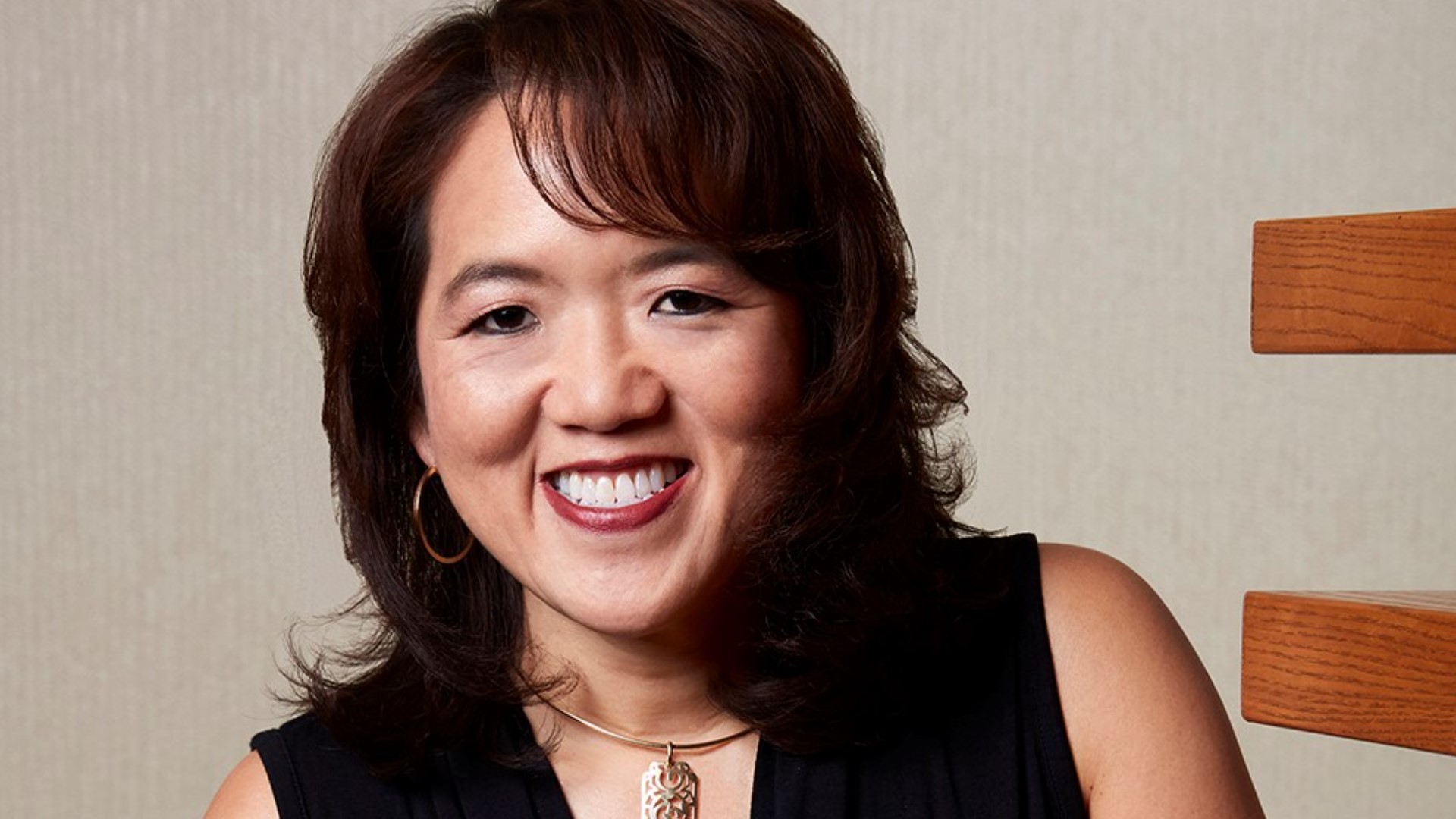 how-at-t-business-ceo-anne-chow-punched-her-way-to-the-top-wfaa
