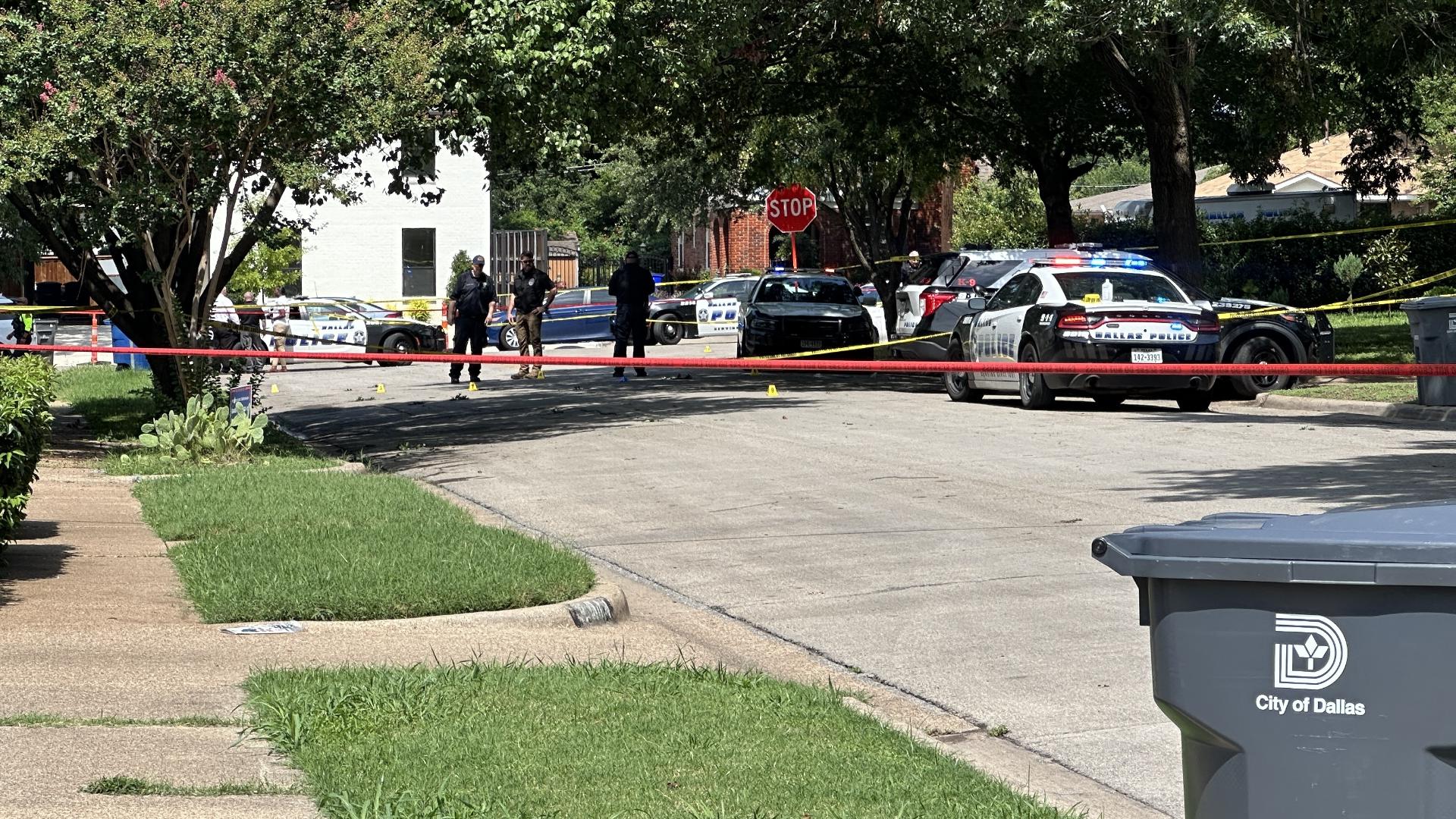 Dallas police fatally shoot knife-wielding man | wfaa.com