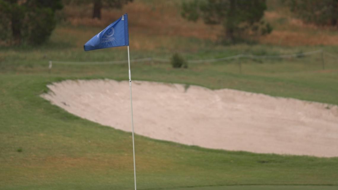 Racist message written in bunker at Frisco, Texas golf course | wfaa.com
