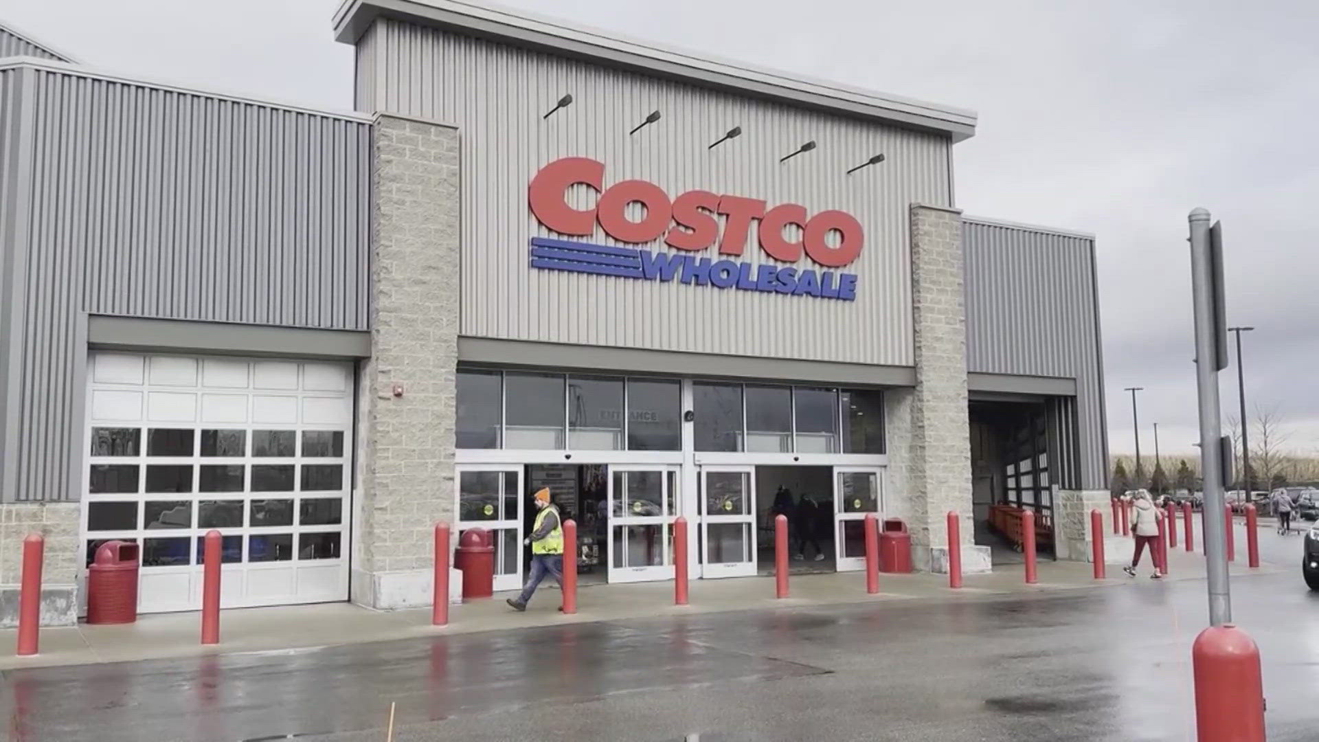 The price is going up for Costco members.