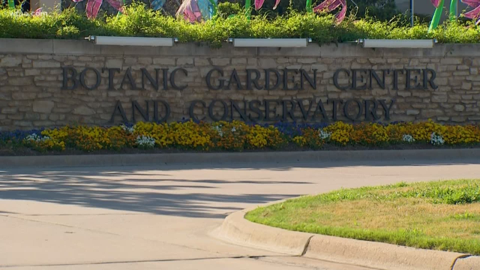 Charging People Admission Into Fort Worth Botanic Garden Comes
