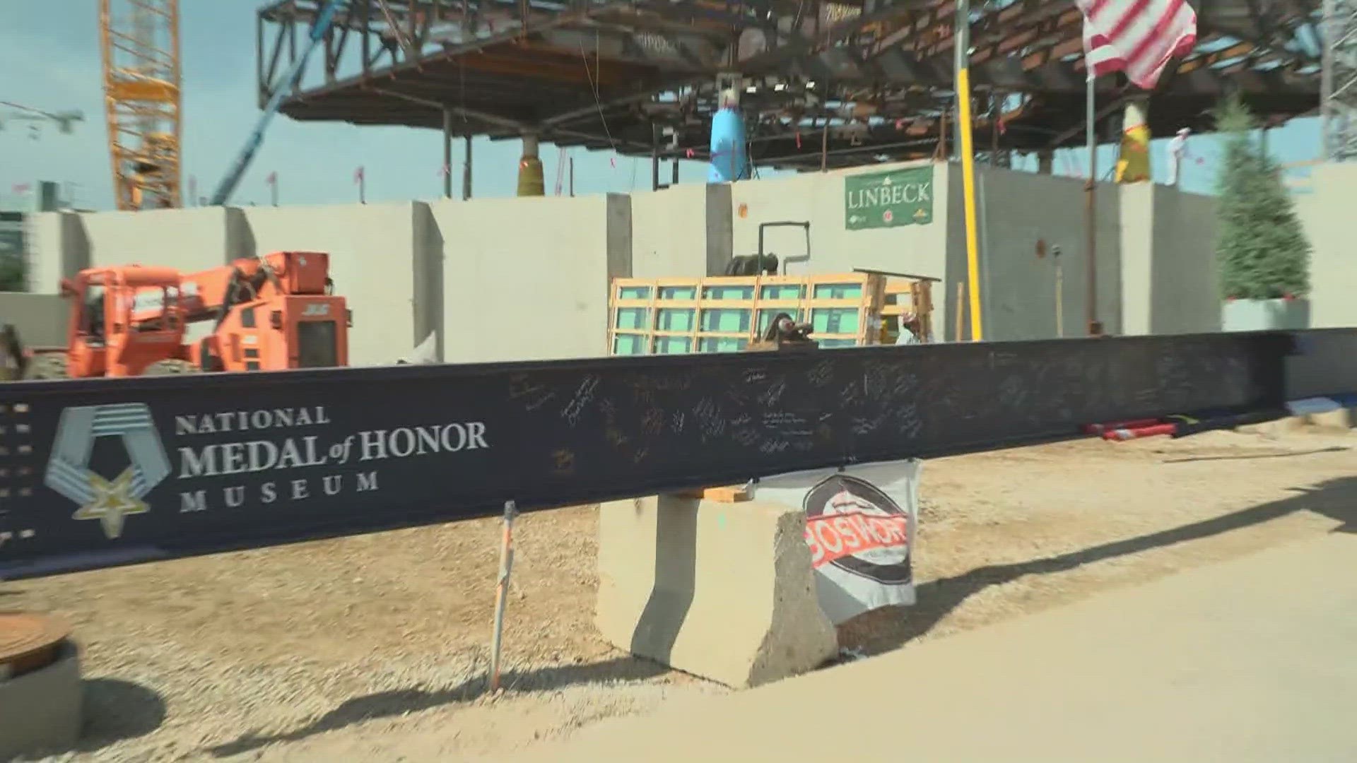 The final beam of the museum was placed on July 20.