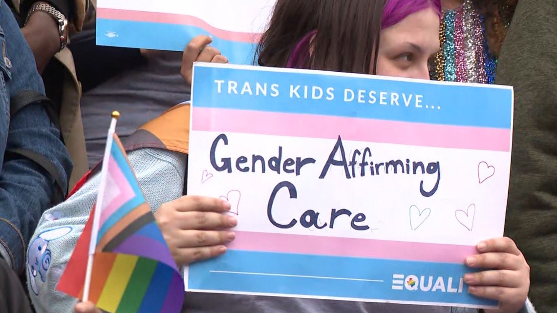 Texas bill banning care for trans kids passes senate committee - Vimarsana News