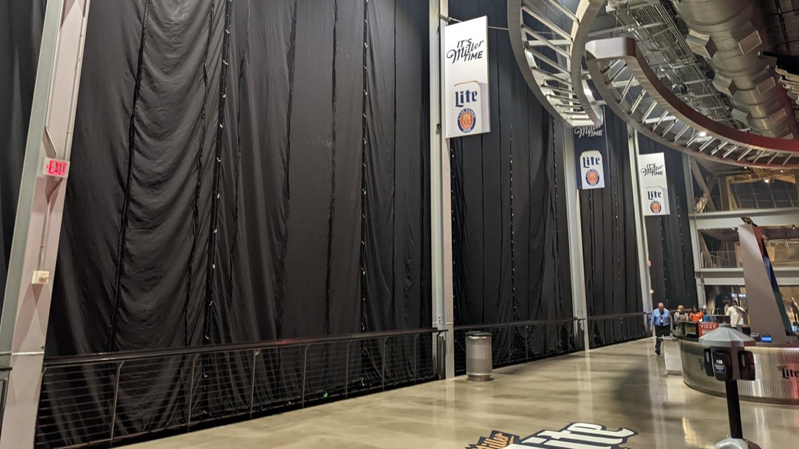 AT&T Stadium curtains: Wrestlemania, not Cowboys, use them