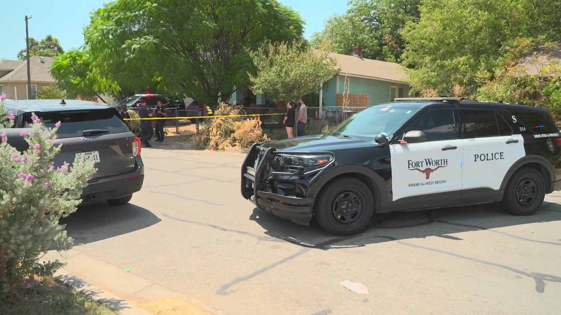 Man fatally shot in Fort Worth robbery attempt, police say | wfaa.com