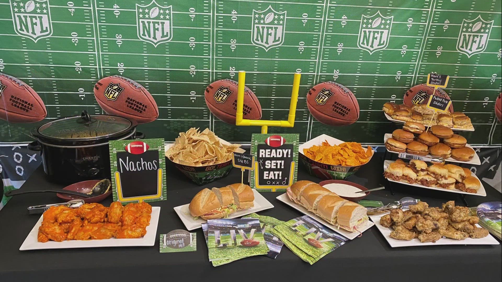 Swan Lee, a Dallas event planner and designer, joins WFAA to give some tips for hosting a Super Bowl watch party.