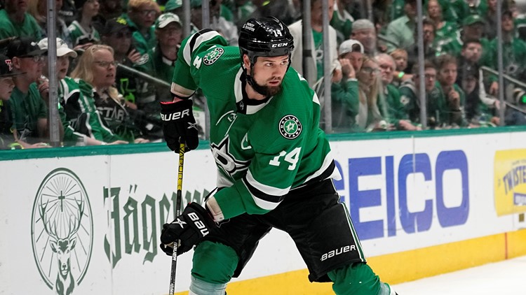 Stars captain Benn ejected in first period of Game 3 loss - ESPN