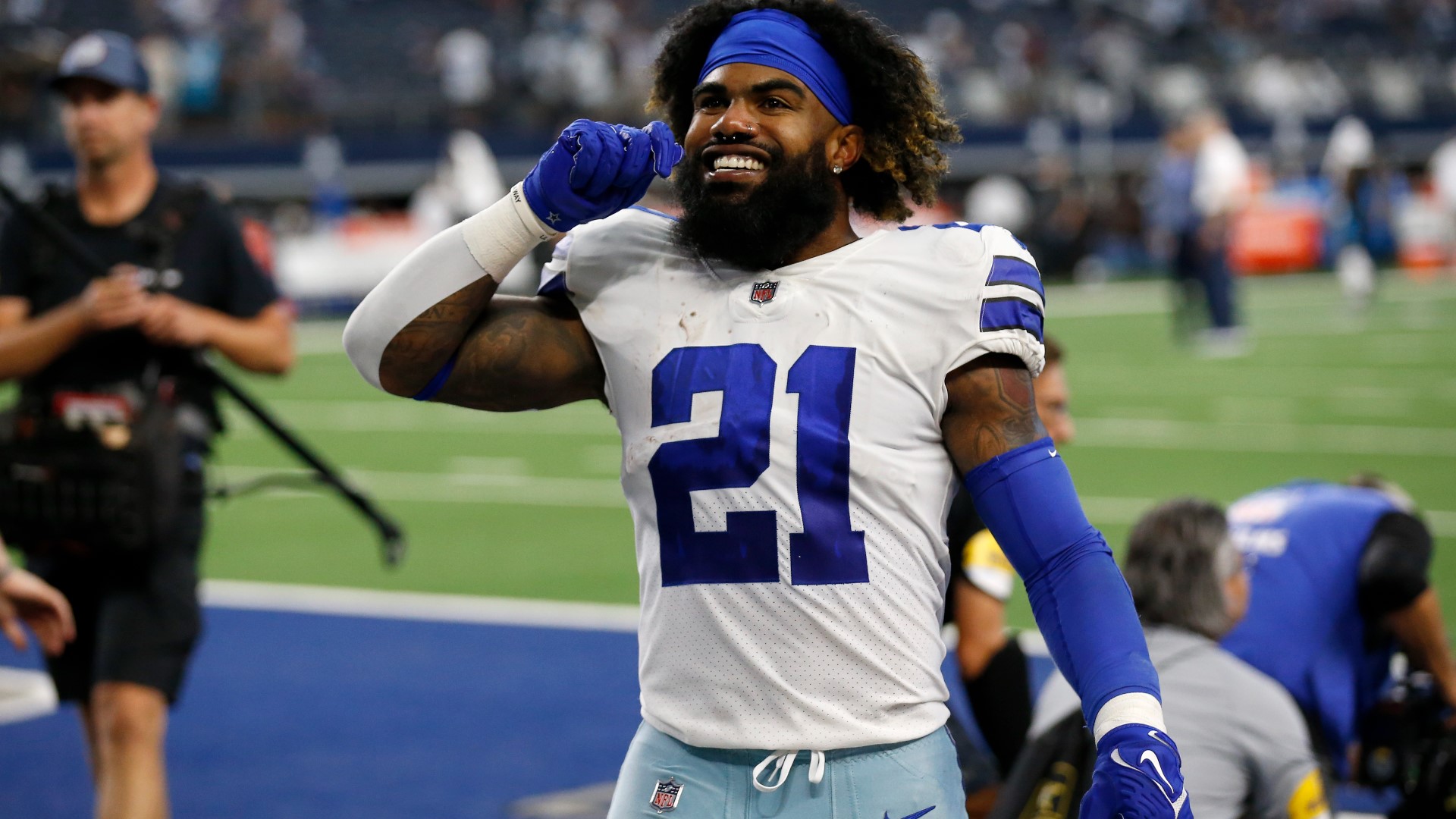 Dallas Cowboys RB Ezekiel Elliott tweets offseason training video ...